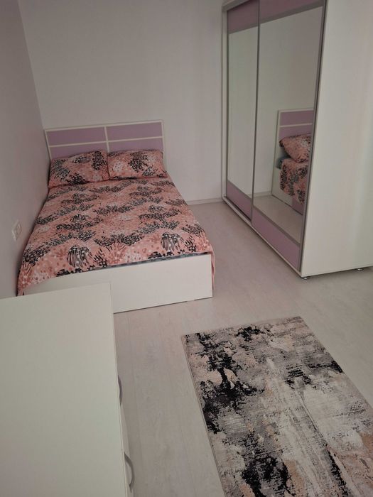 Apartament de închiriat
