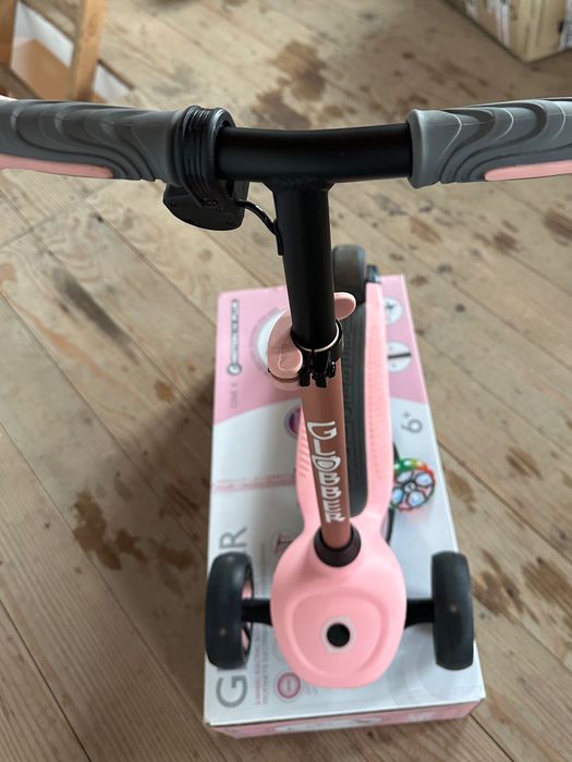 Trotinetă Globber e-Motion 4Plus