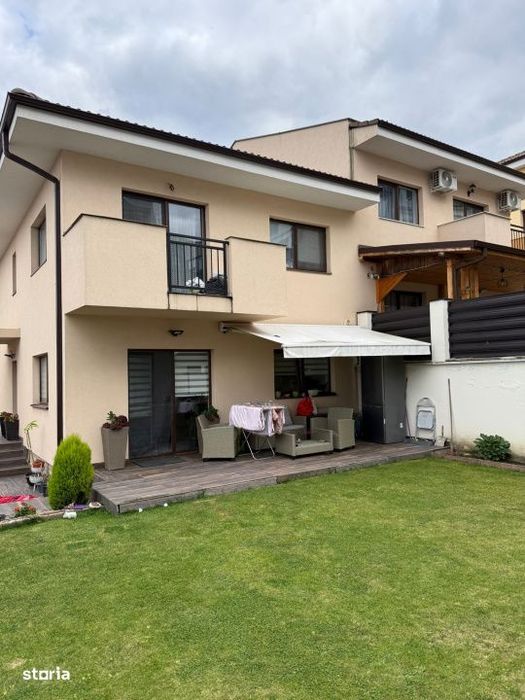 Vand Duplex Floresti - Teilor, 4 dormitoare, 250 mp teren
