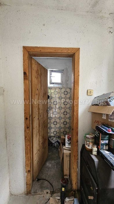 Къща в планината в с. Давидково, обл. Смолян