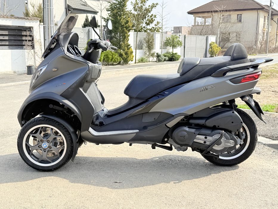 Piaggio mp3, piaggio 3 roti, 500cc, ABS/ASR, conduci cu B-ul