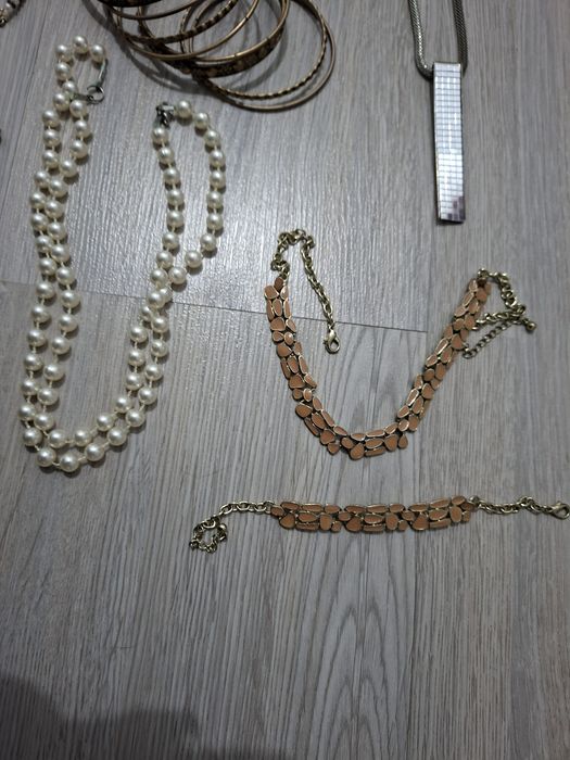 Set de bijuterii elegante