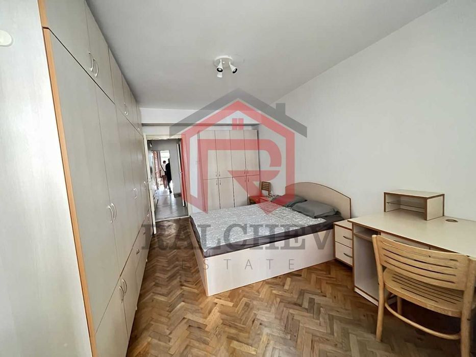 Двустаен апартамент под наем / Спортна зала