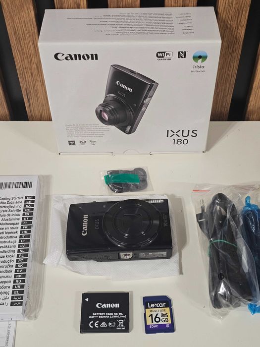 Y2K Aparat foto digital compact  Canon Ixus 180 20MP 10x Zoom ca nou