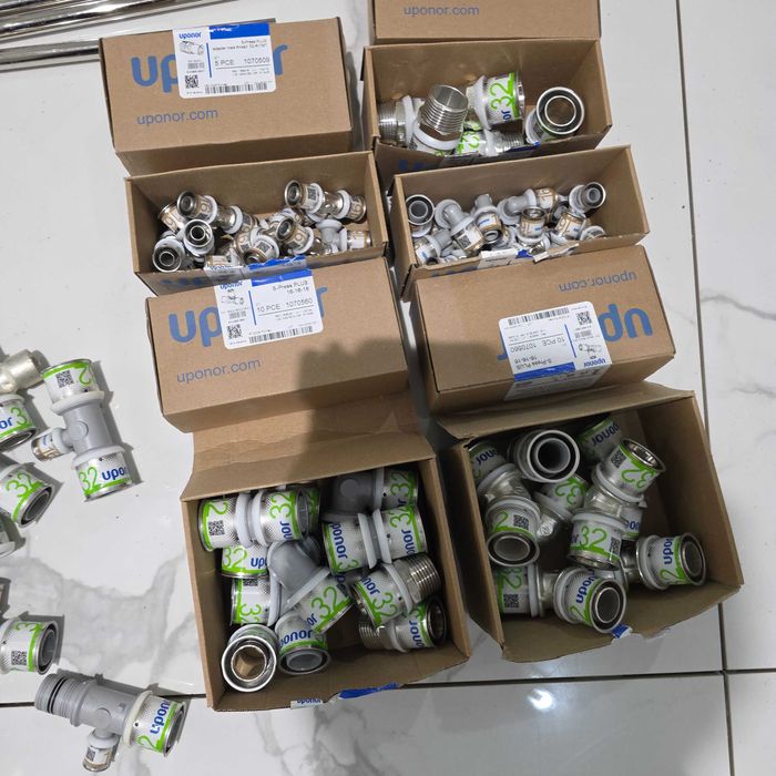 Fitinguri UPONOR VIEGA  vand tot ce se vede ieftin