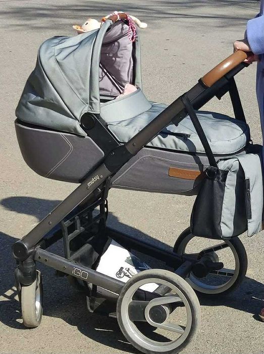 Комбинирана количка зимен + летен кош Mutsy Igo