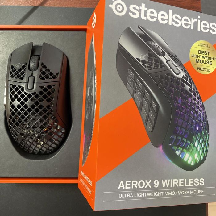 Ултралека Гейминг мишка Steel Series Aerox 9 WL MMO