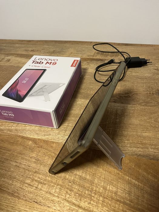 Tableta Lenovo Tab M9