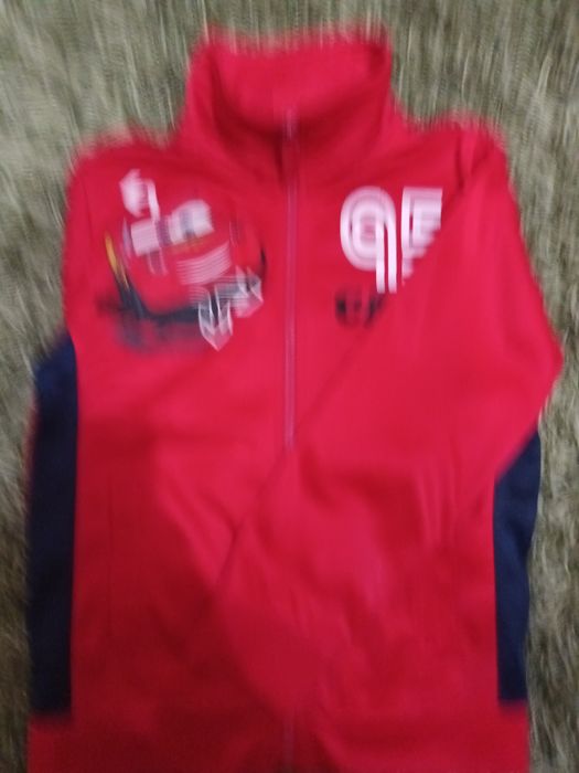 Vând bluză trening cars