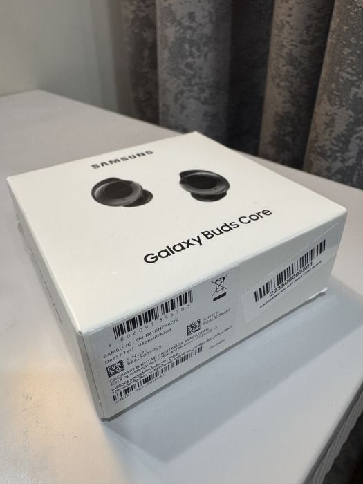 Наушники Samsung Galaxy Buds Core