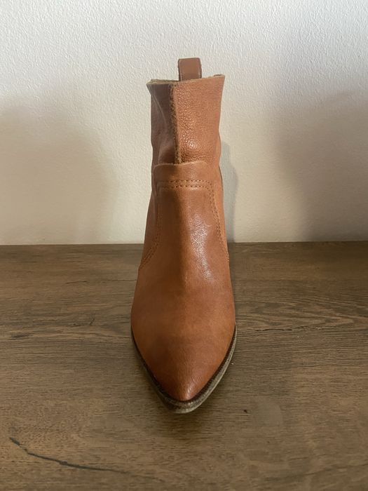 Ghete din piele hugo boss