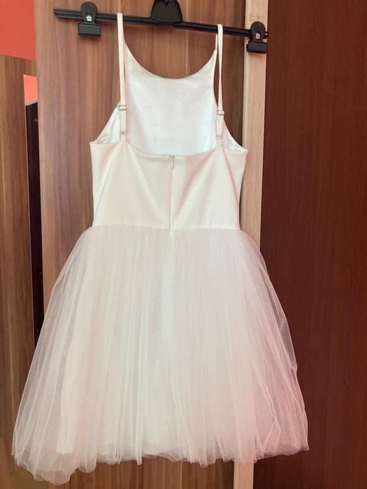 Бяла рокля JUNONA