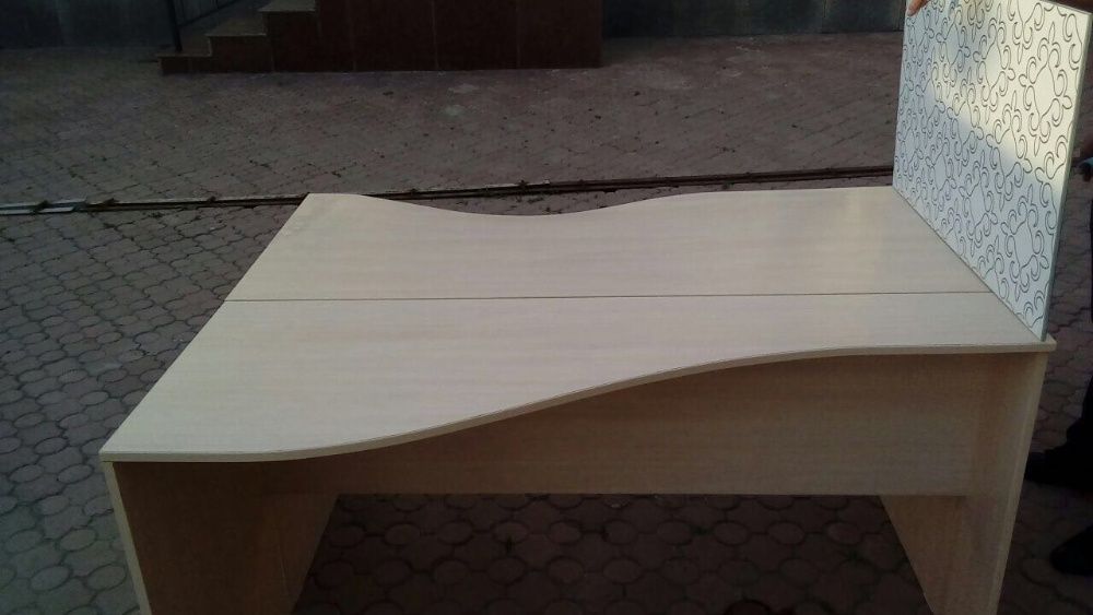 стол офисный - школьный