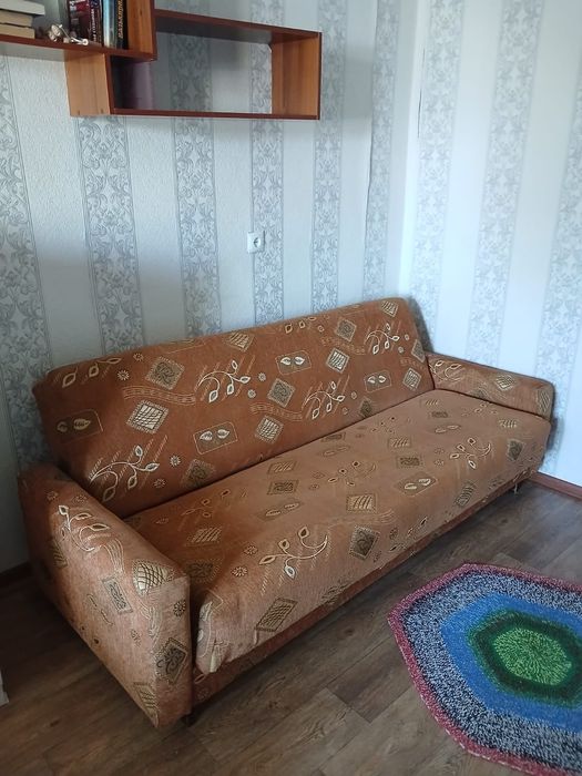 Диван отдам бесплатно