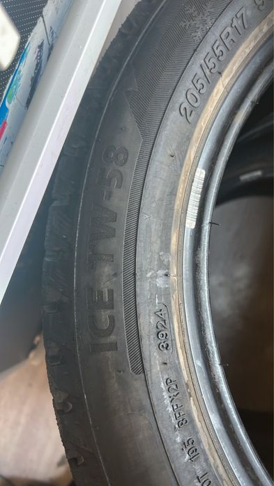 Продам идельные зимние шины