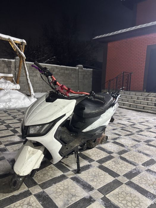 Продам срочно 150 куб лия