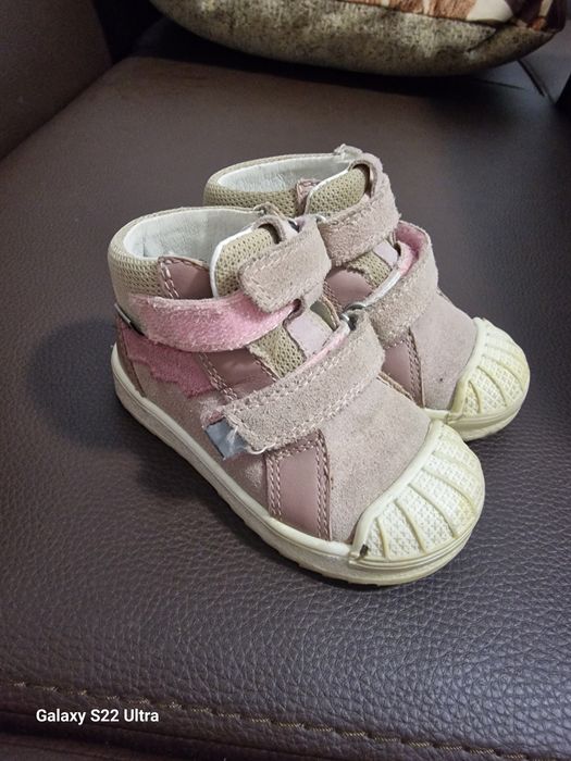 Ghetuțe Bartek marime 21