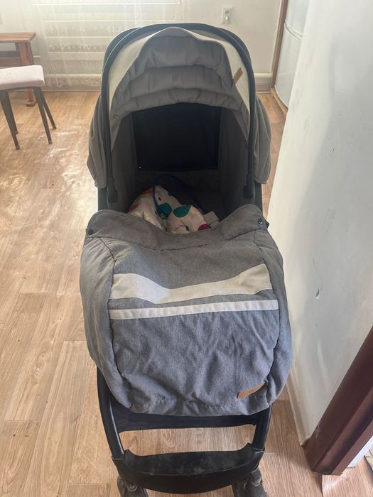 Всё сезонный коляска