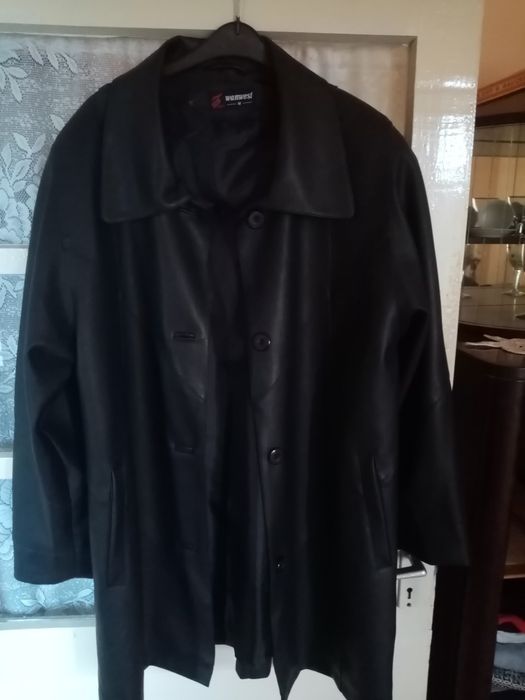 Geaca dama noua, imitatie piele -marimea M