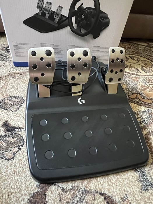 Volan Gaming Logitech G923
