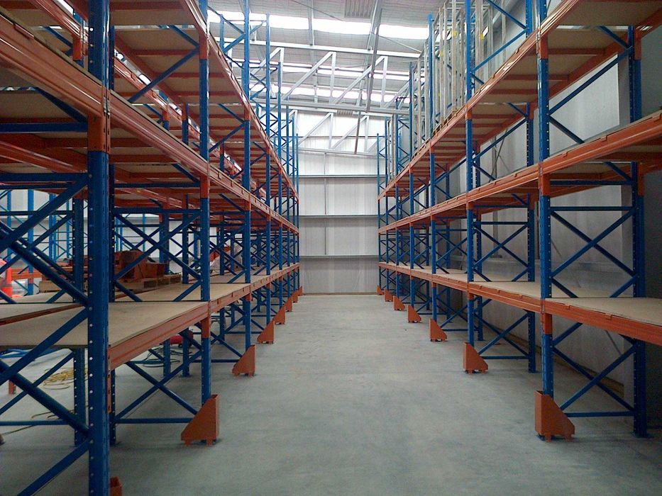 Складские фронтальные стеллажи