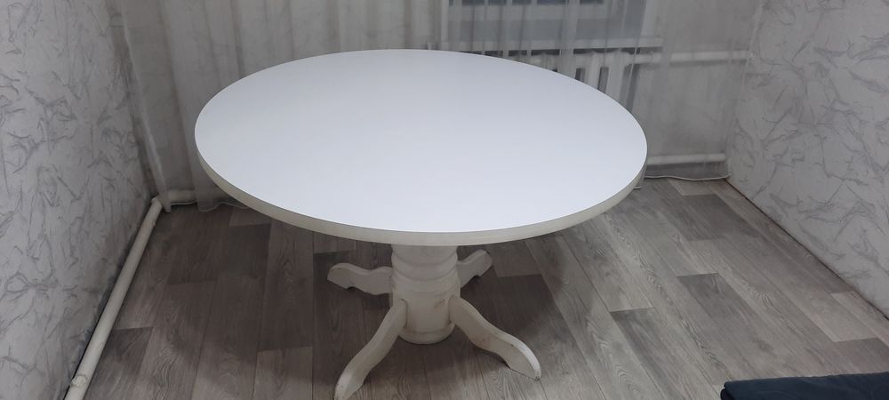 Продам стол со стульями