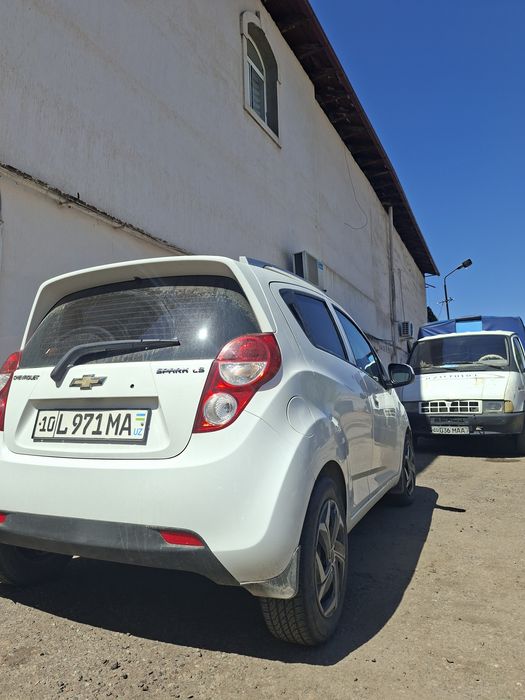 Chevrolet Spark 2015 — 10