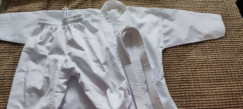 Продам кимоно детское