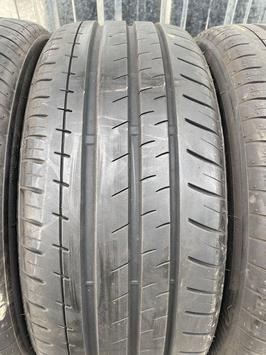 215/45/17 Бриджстоун Летни