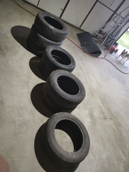 Vând cauciucuri de iarnă