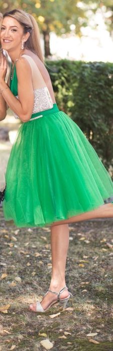 Vând rochie de ocazie verde smarald xs/s