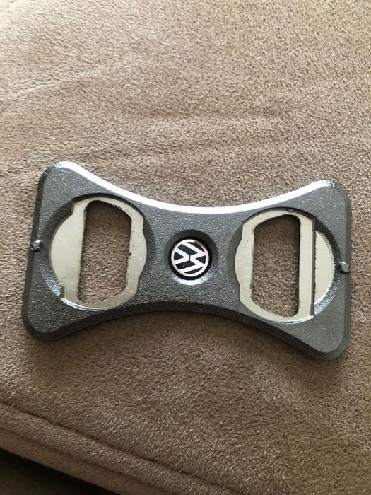 VolksWagen отварачка/ограничител/ поставка за чаши Golf 5 6 Jetta