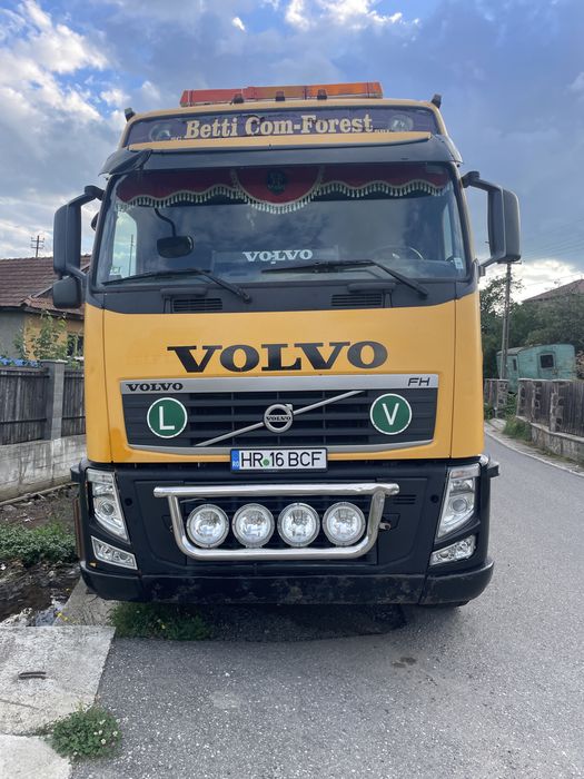 Camion forestier 6x4 Volvo FH460 schimb cu vaci sau racoante
