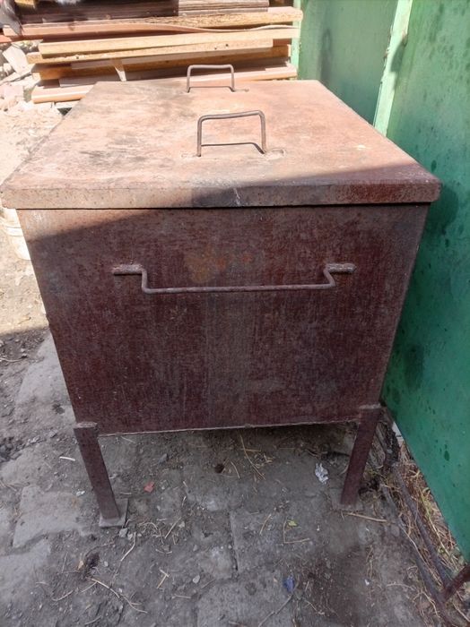 Продам коктальницу.