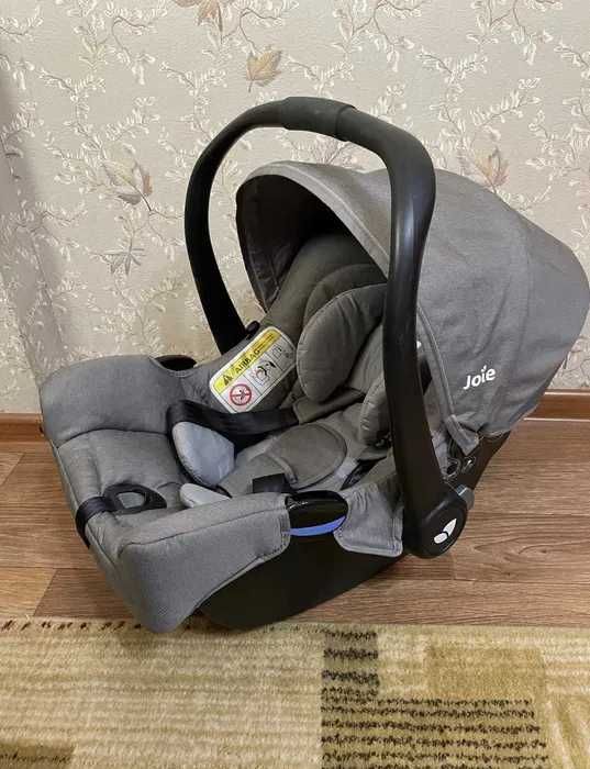 Коляска Joie Chrome 3 в 1