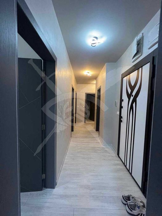 Дава се под наем Четиристаен апартамент в Варна, Бриз - 165 кв.м за 1500 € - Снимка #10