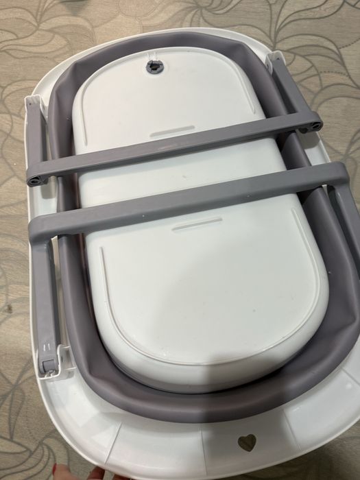 Продам ванночку складную