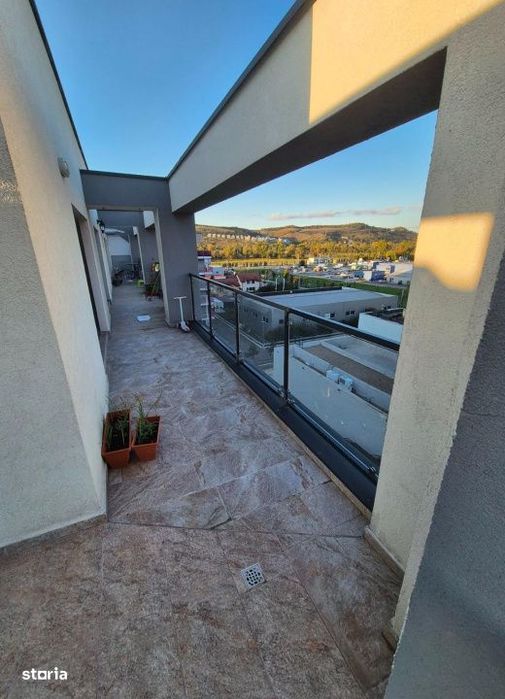 Penthouse PET FRIENDLY, 3 camere, 2 bai, terasa, 2 parcari, zona Metro