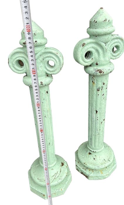 Stalpi vechi fonta DECOR piloni