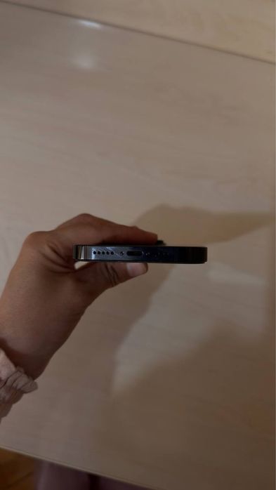 Srochna Iphone 14 pro blac LLA e-Sim