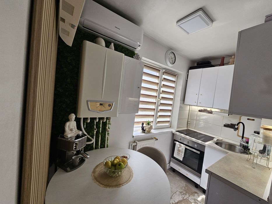 Garsoniera de inchiriat!!