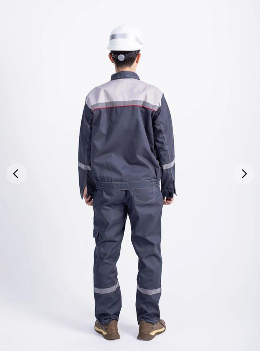 Спецодежда, летные строительные формы.