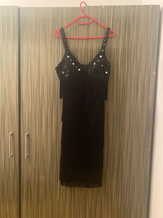 Rochie neagra de seara, de ocazie