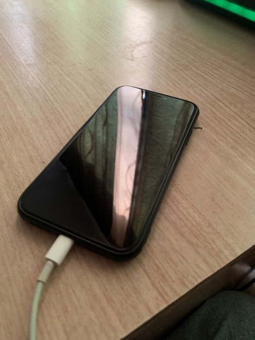 iphone XR в хорошем состоянии
