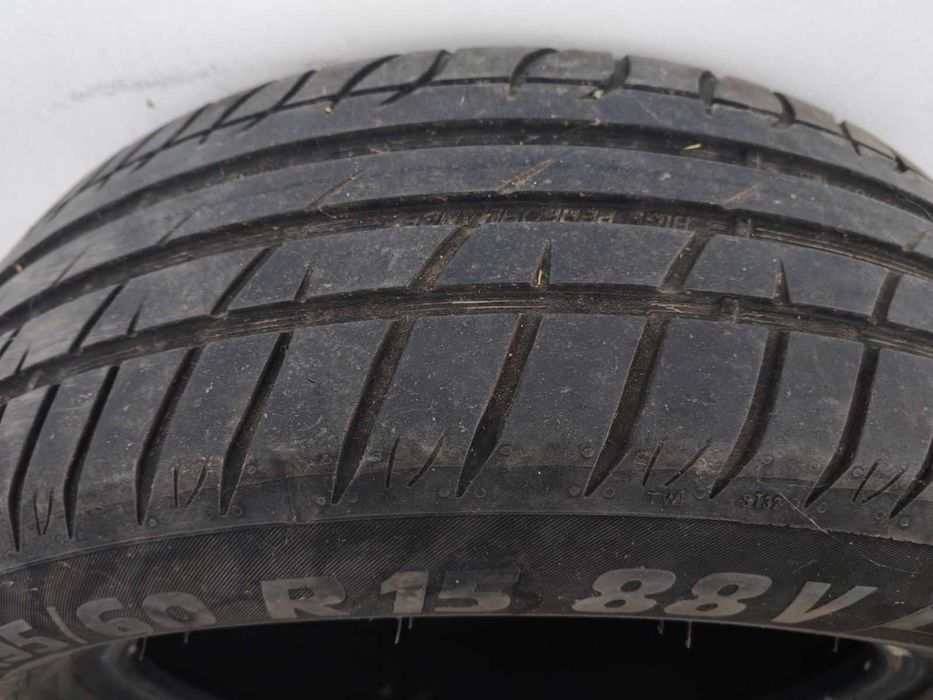 Комплект гуми за лек автомобил