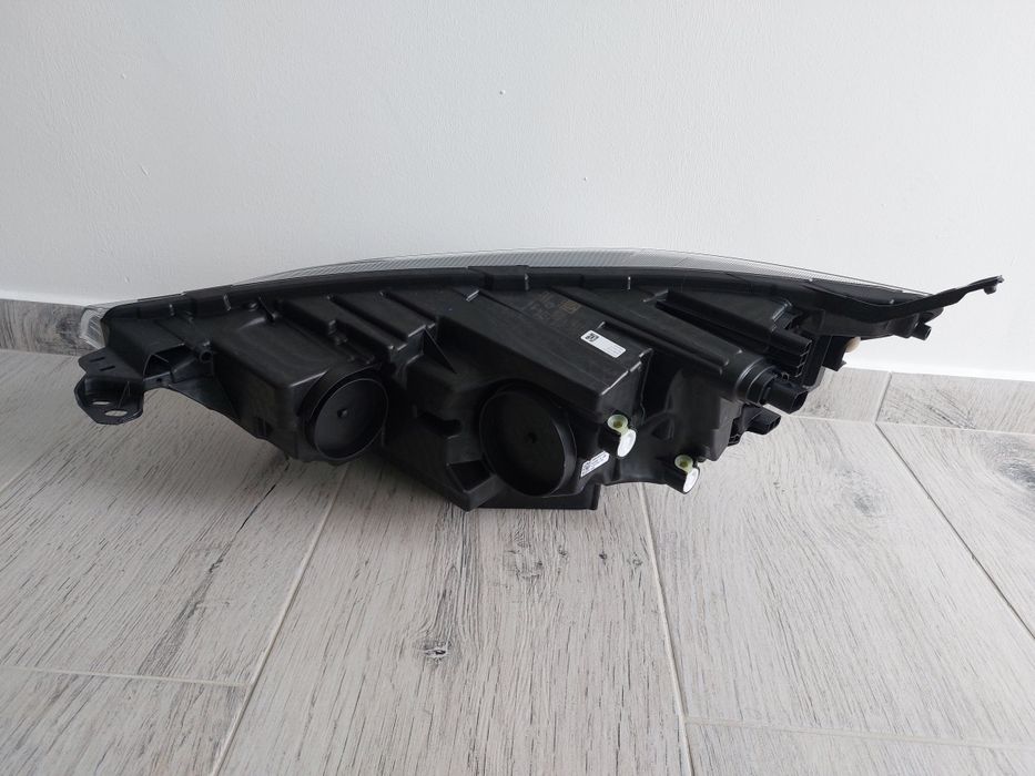 Far dreapta ford transit custom full led dupa anul 2022 original