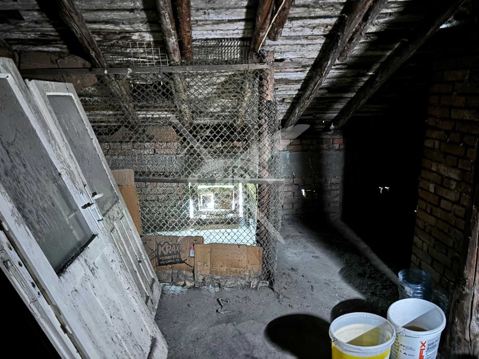 Продава се Многостаен апартамент в Асеновград - 100 кв.м за 1050 €/кв.м - Снимка #2