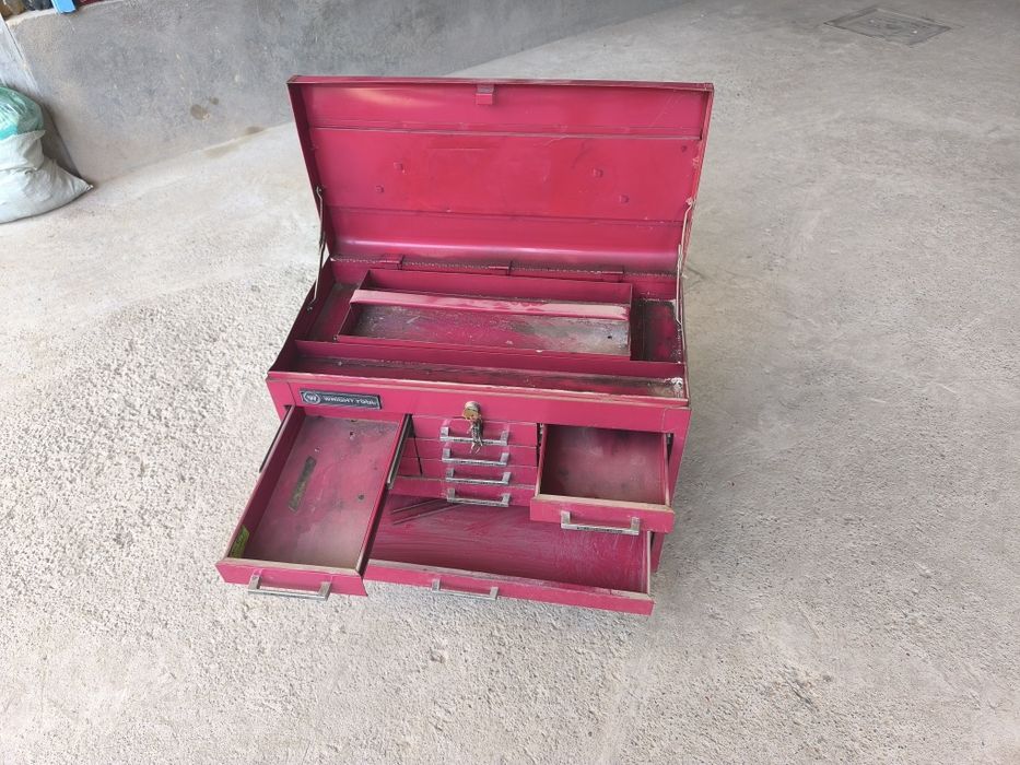 Instrument yashik. Narxi 100$