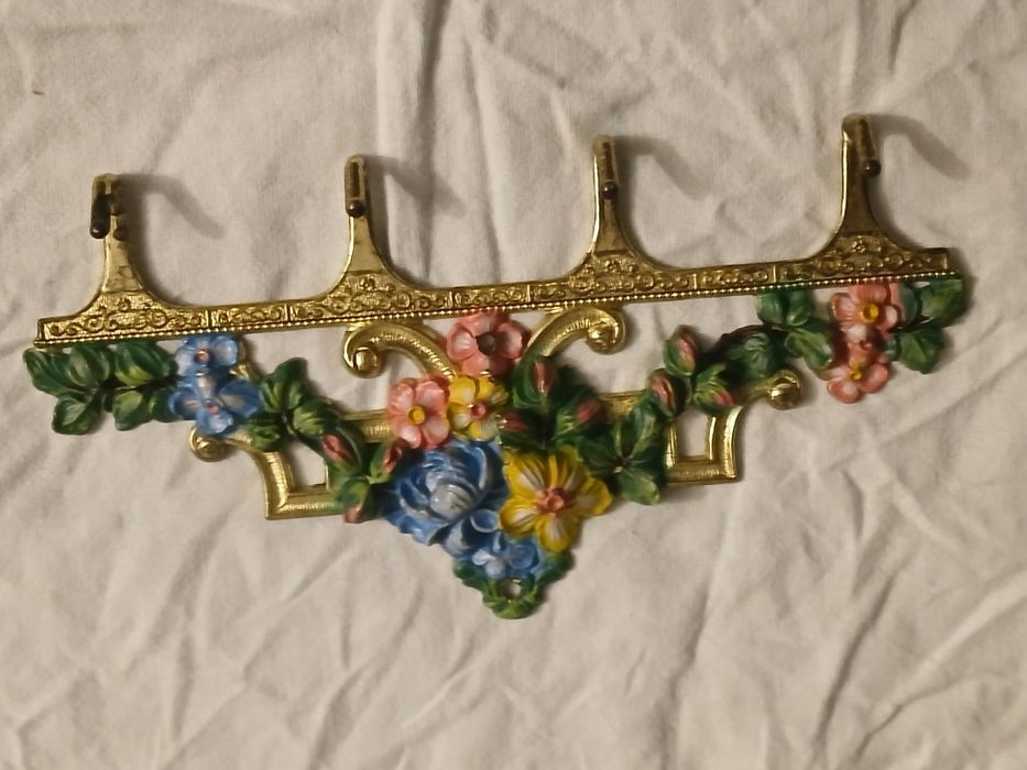 Cuier alama si email