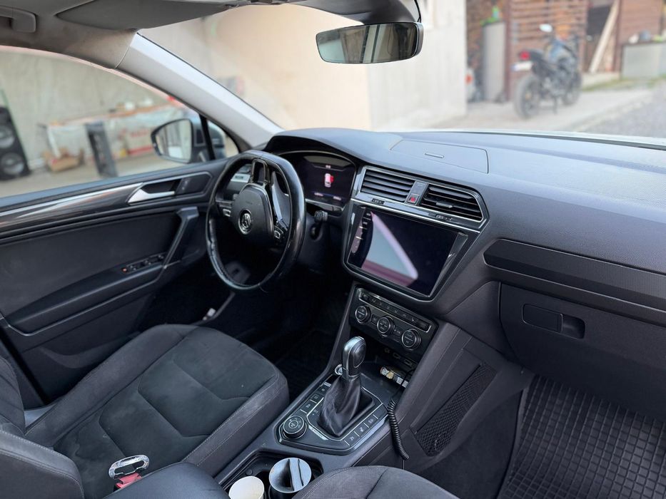 Volkswagen Tiguan 4Motion, 2017 – 7 locuri
